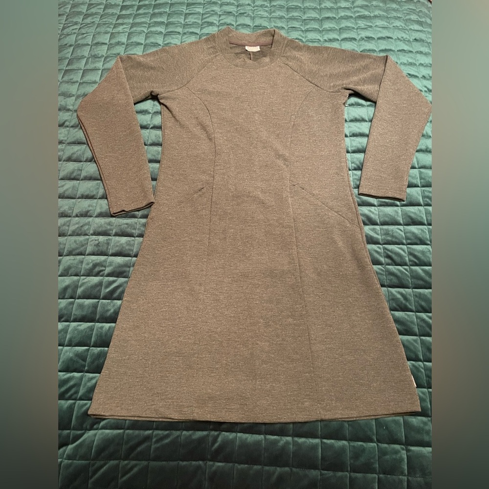 Columbia silverhurst ottoman dress women’s size medium. (NWT)